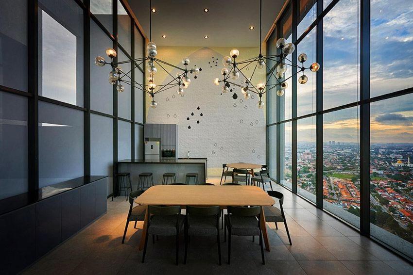 Sky Pool Luxury